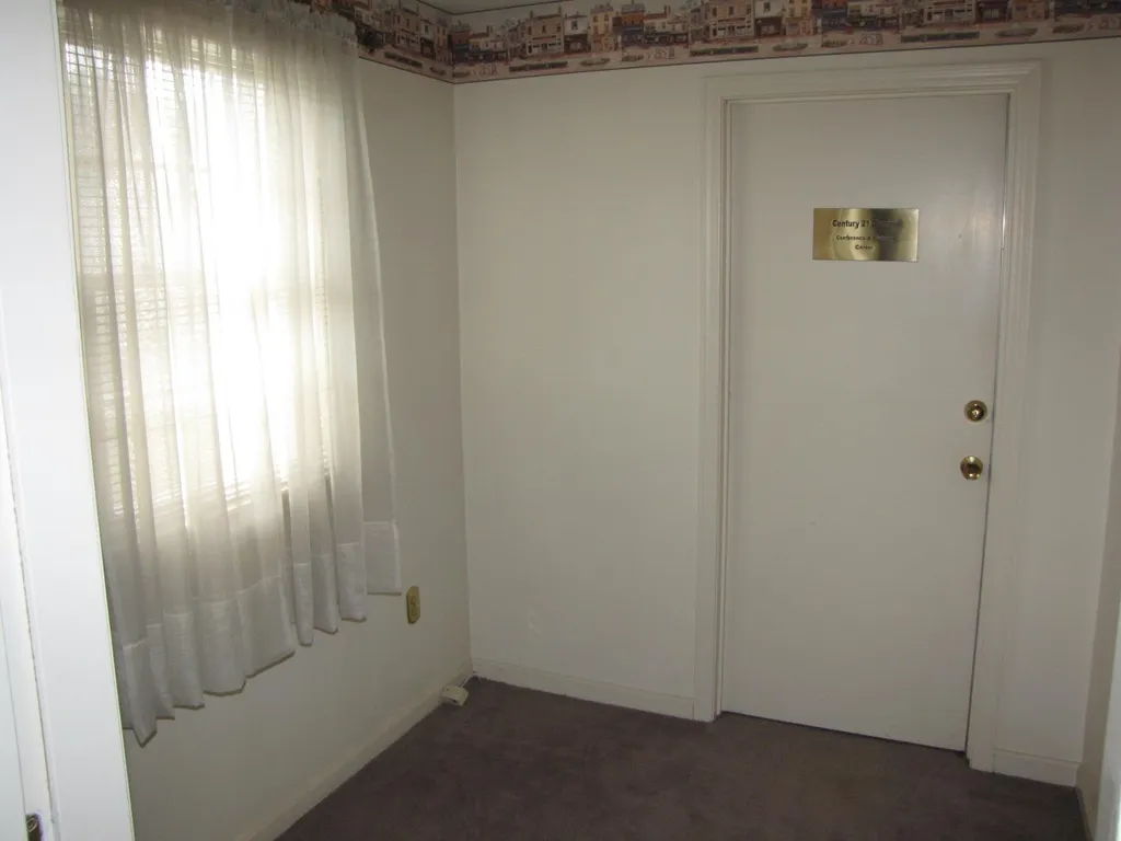 1100 Valley Street Manchester NH 03103