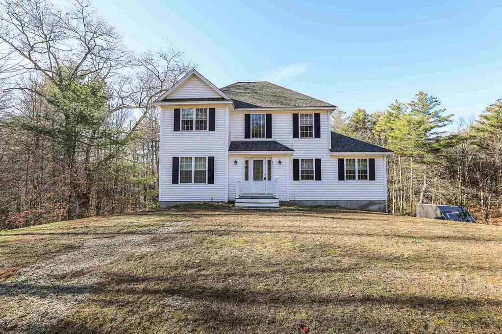 87 Prescott Road Pittsfield NH 03263