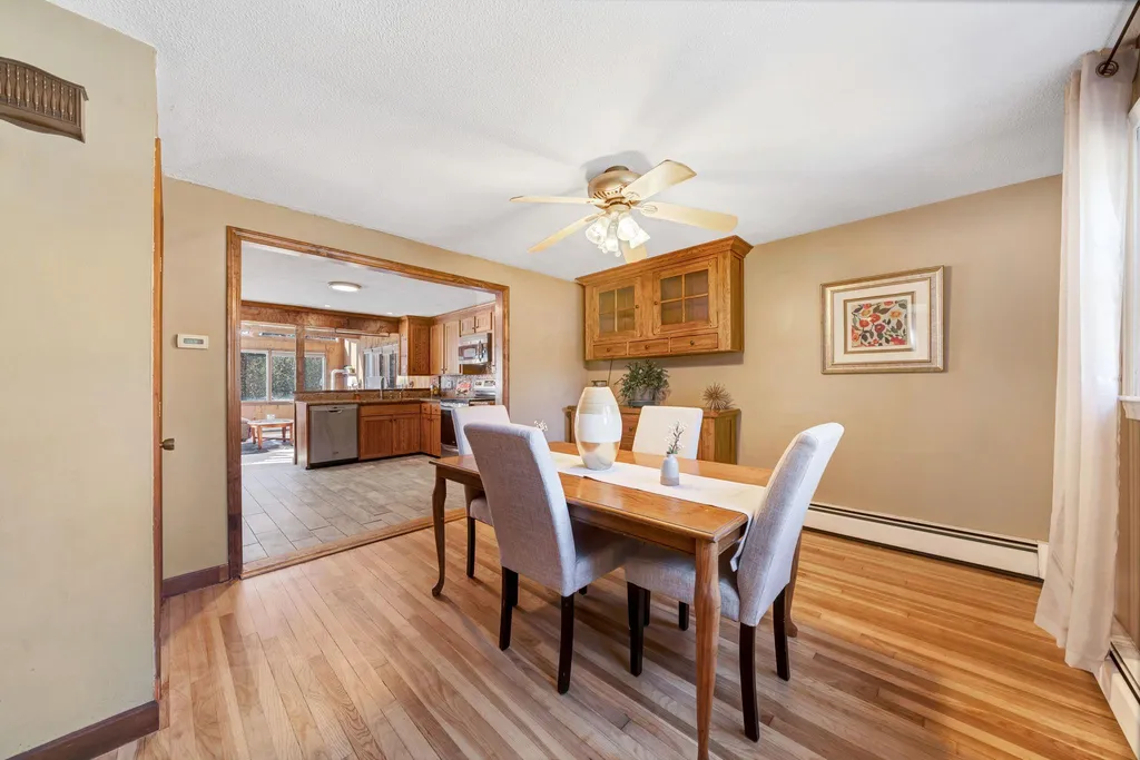 20 Rock Pond Road Windham NH 03087