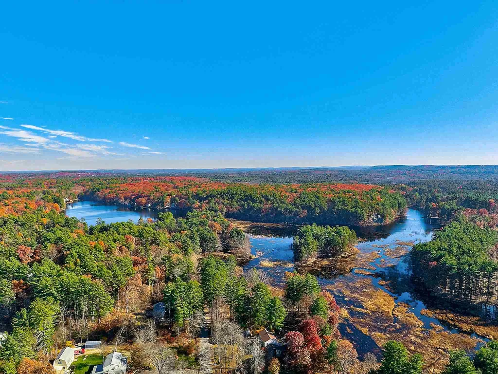 20 Rock Pond Road Windham NH 03087
