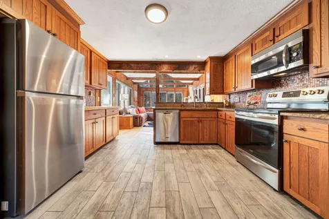 20 Rock Pond Road Windham NH 03087