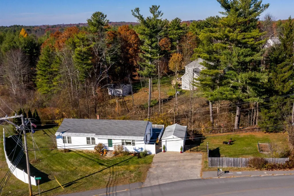 2 Tuttle Lane Dover NH 03820