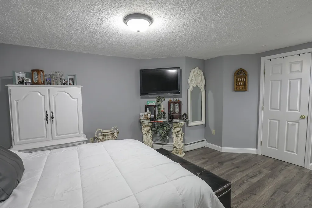 63 Nestledown Drive Laconia NH 03246