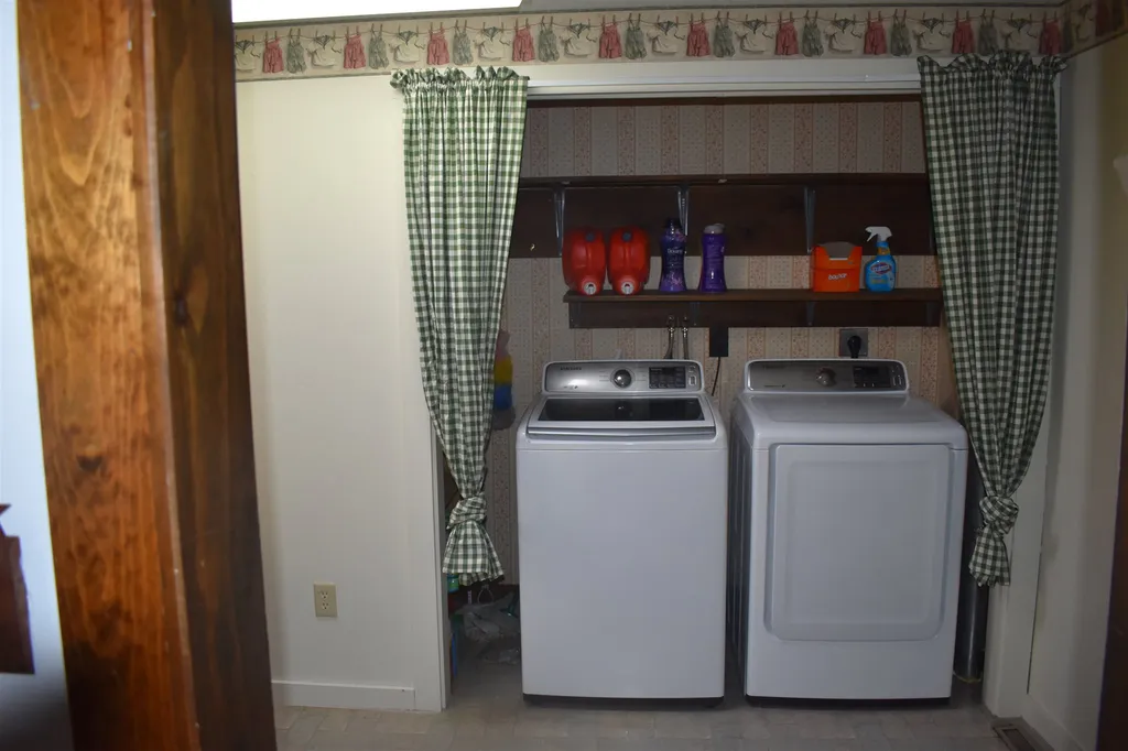 36 Crown Point Road Rochester NH 03867