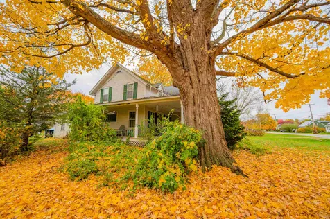 872 Falls Road Shelburne VT 05482