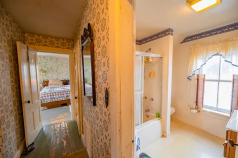 872 Falls Road Shelburne VT 05482