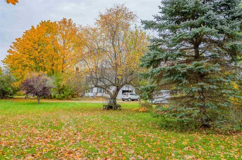 872 Falls Road Shelburne VT 05482