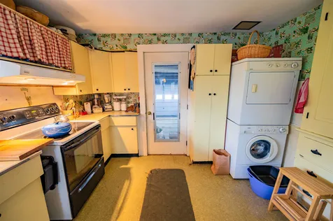 872 Falls Road Shelburne VT 05482