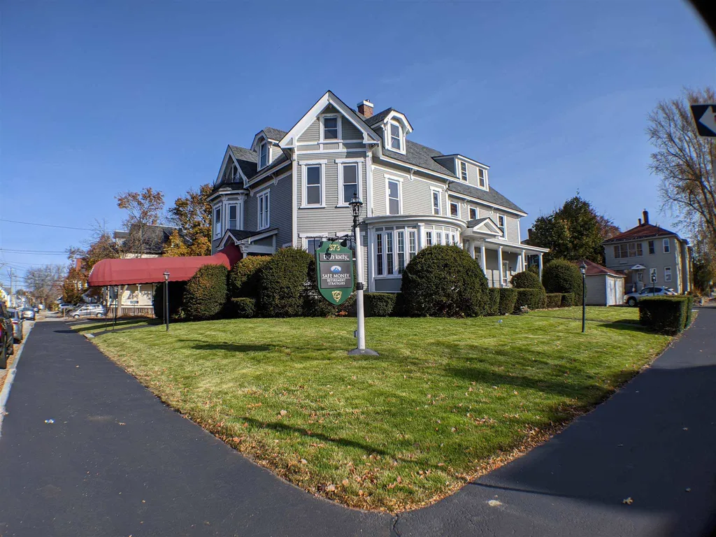 573 Pine Street Manchester NH 03104