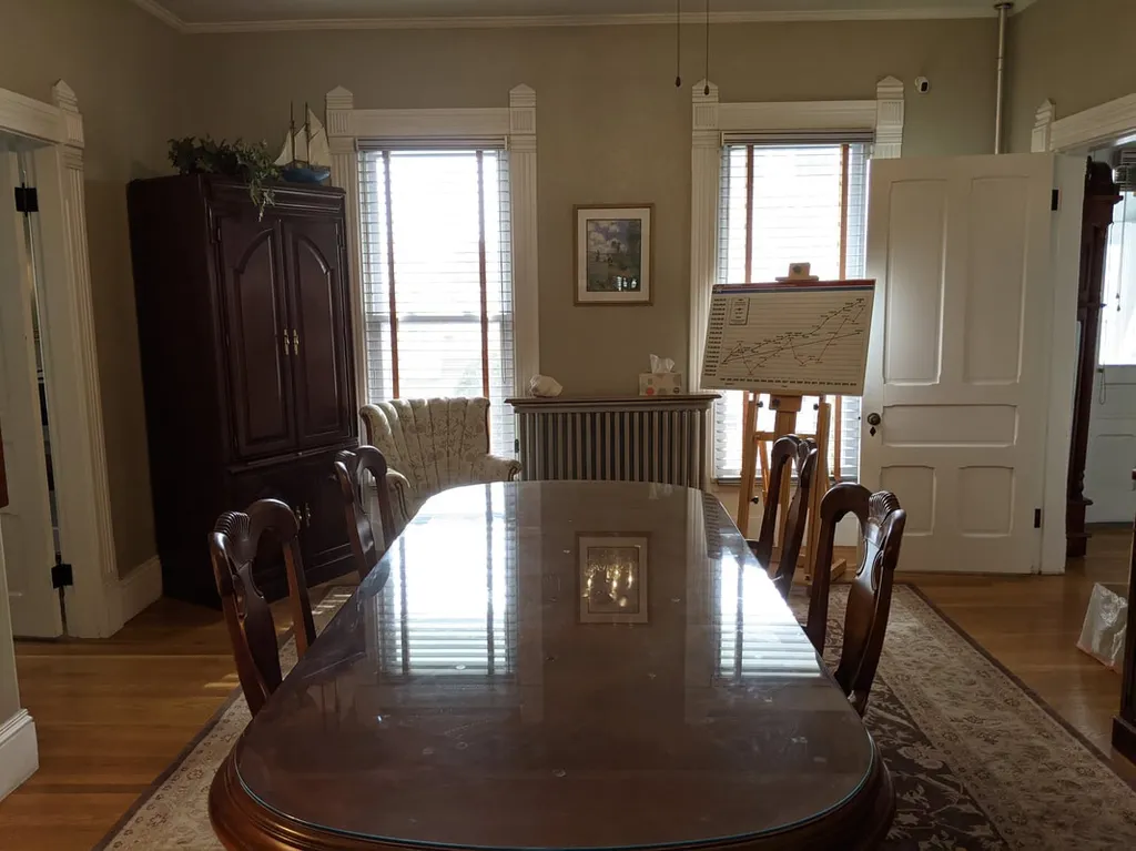 573 Pine Street Manchester NH 03104