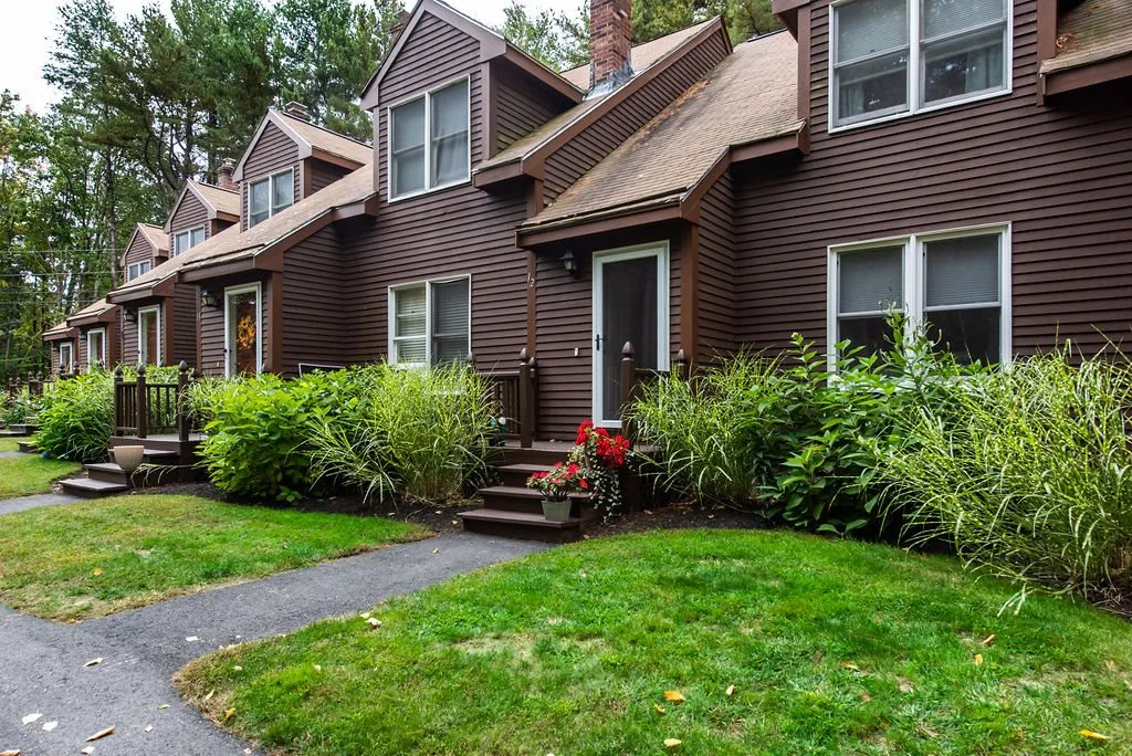 12 Bellamy Woods Road Dover NH 03820