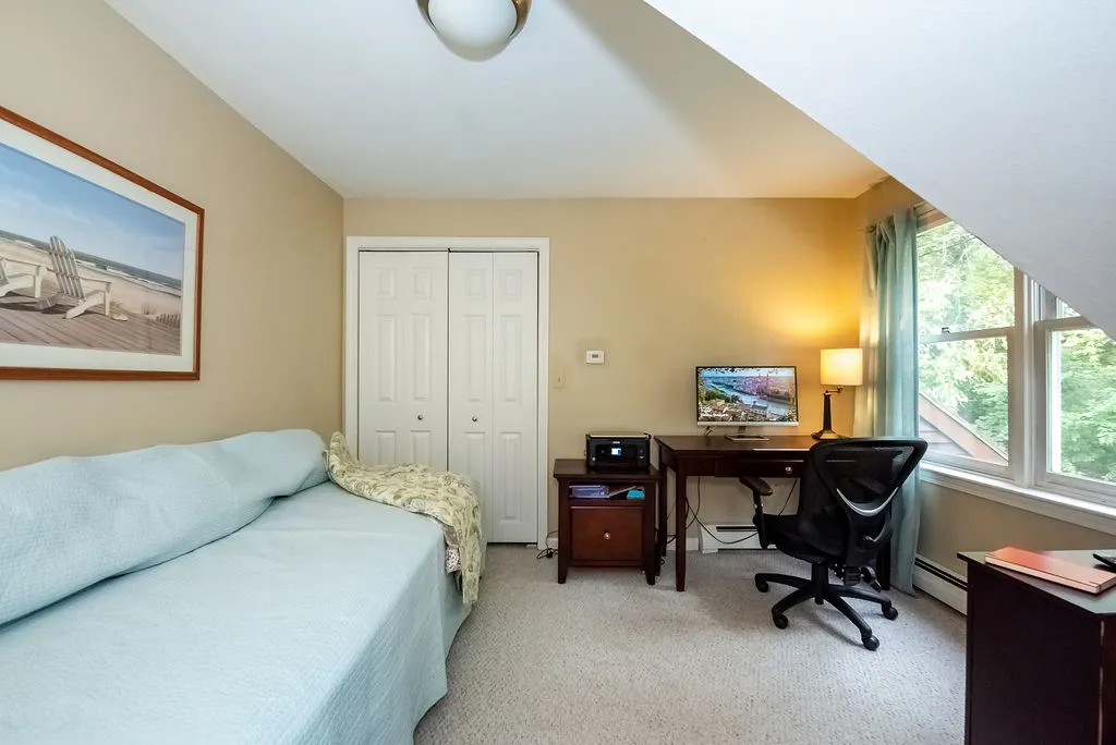12 Bellamy Woods Road Dover NH 03820