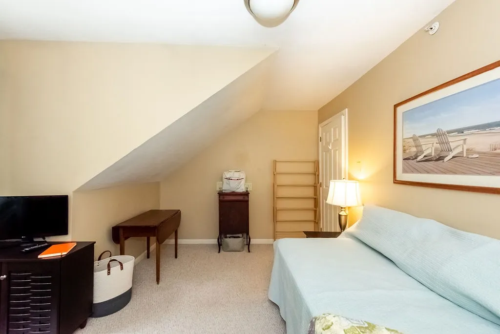 12 Bellamy Woods Road Dover NH 03820