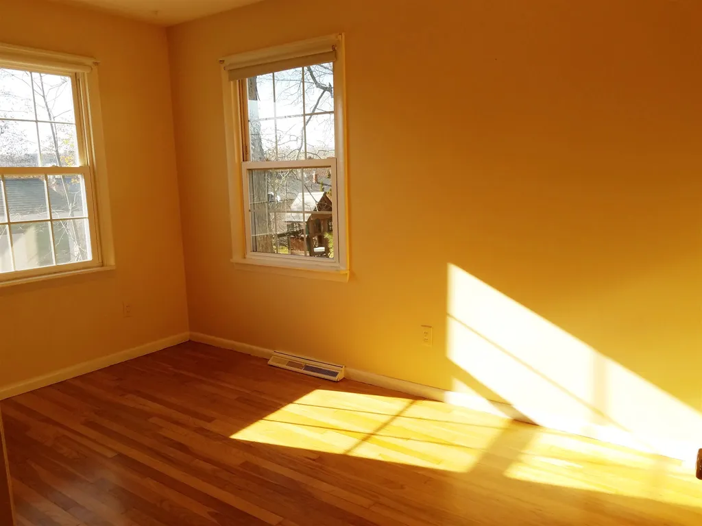 4 Winston Avenue Dover NH 03820