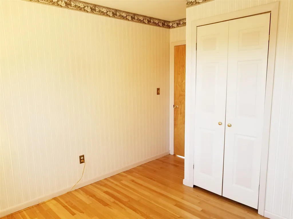 4 Winston Avenue Dover NH 03820