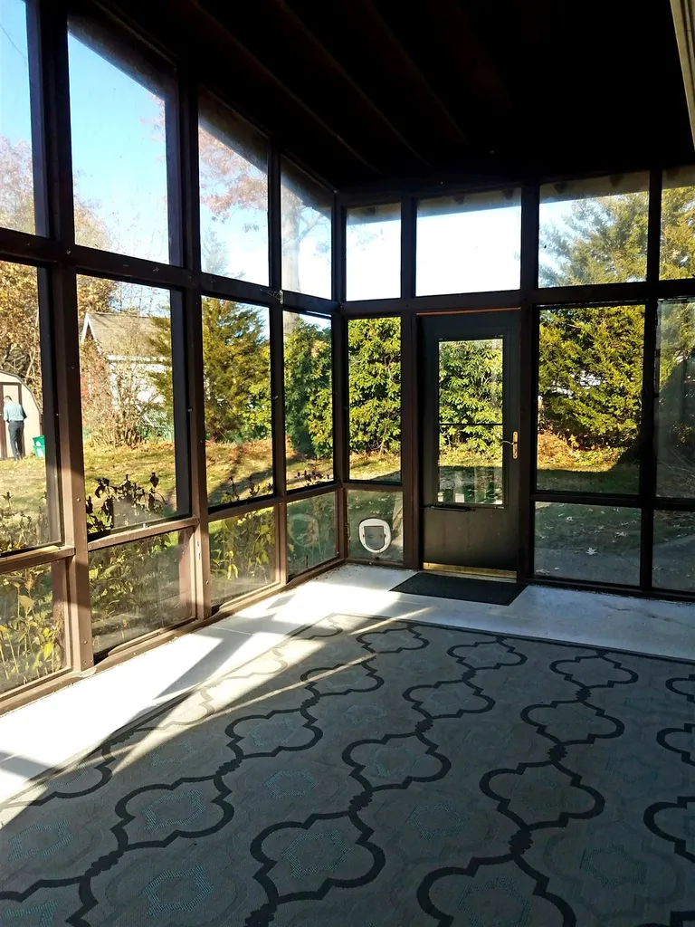 4 Winston Avenue Dover NH 03820