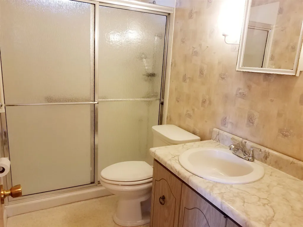 4 Winston Avenue Dover NH 03820