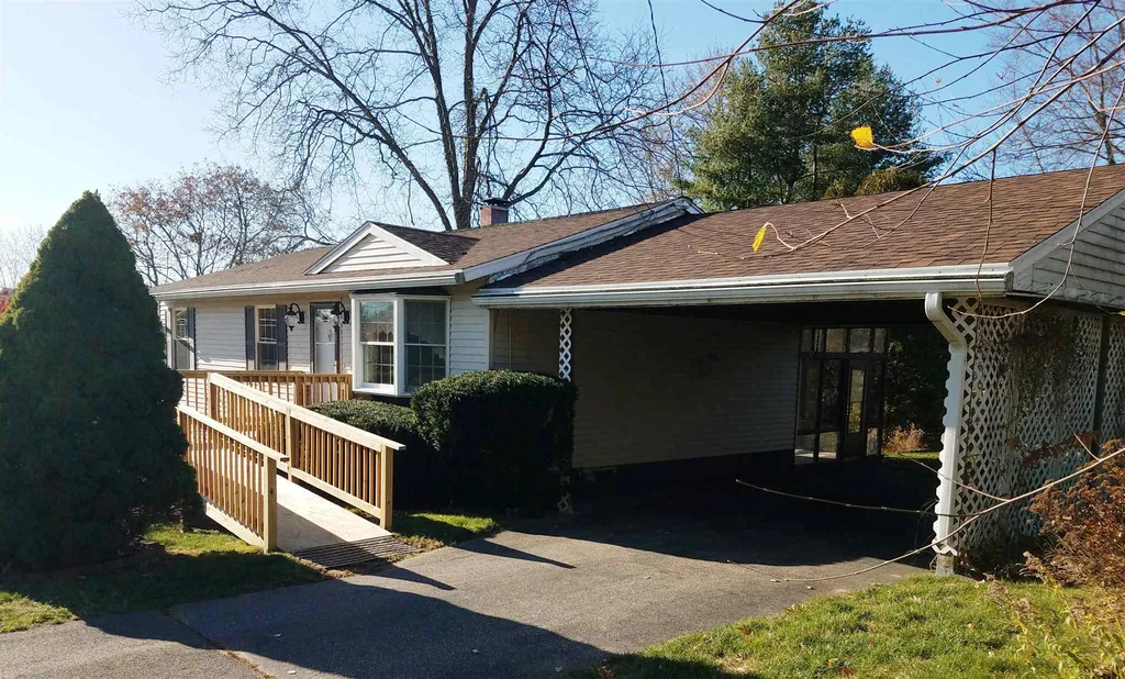 4 Winston Avenue Dover NH 03820