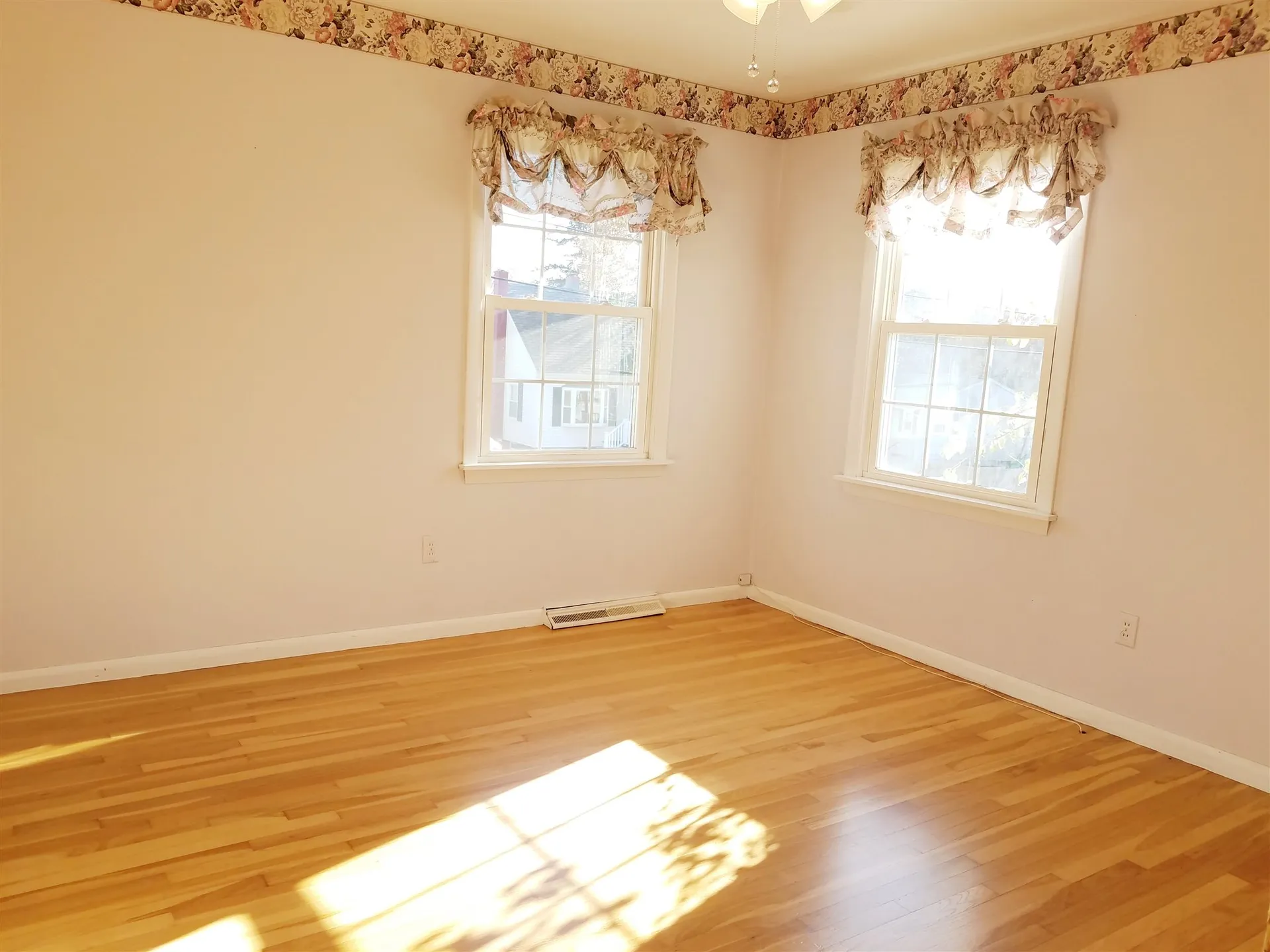 4 Winston Avenue Dover NH 03820