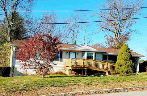 4 Winston Avenue Dover NH 03820