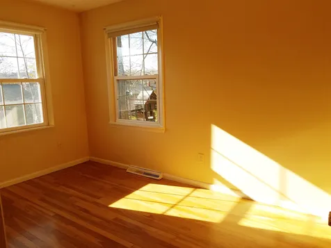 4 Winston Avenue Dover NH 03820