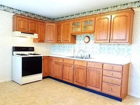 4 Winston Avenue Dover NH 03820