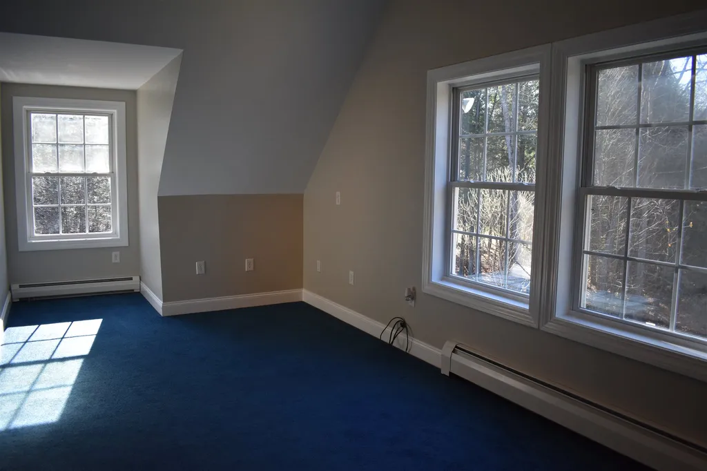 106 Kluge Road Enfield NH 03748
