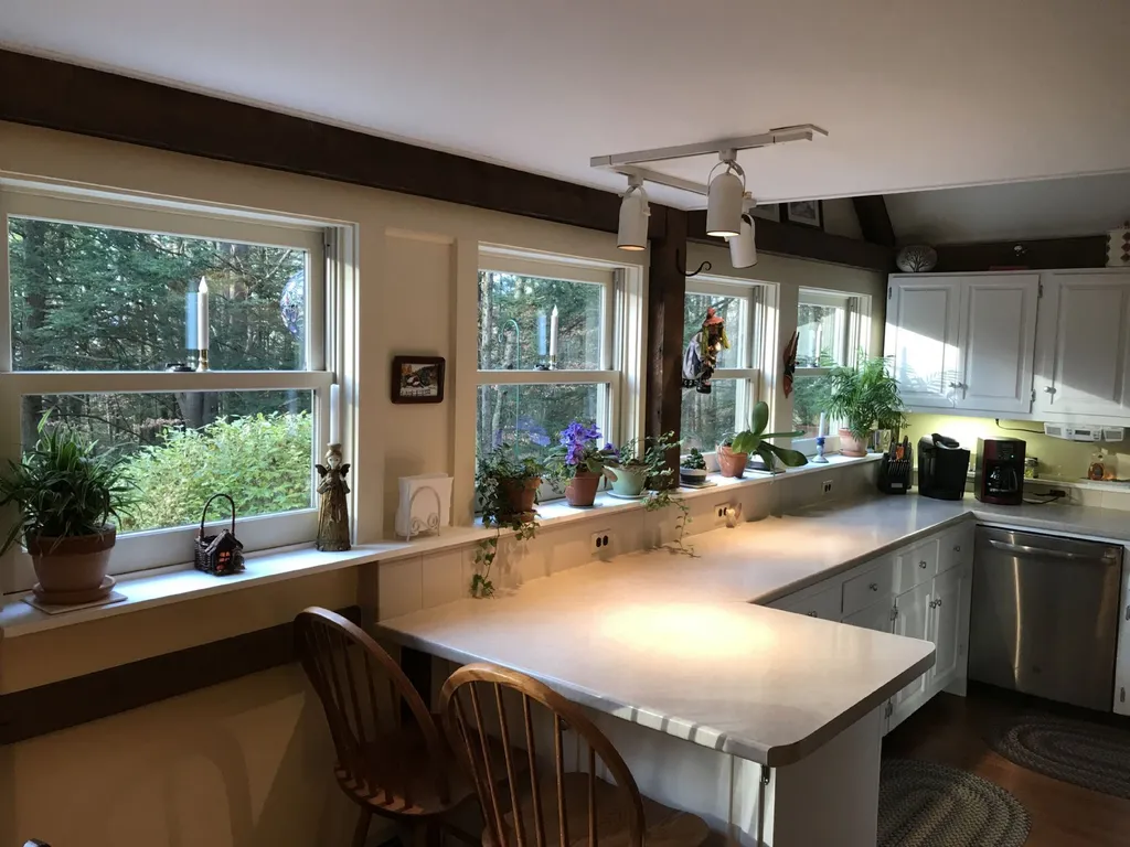 320 Jay Hill Road Hartford VT 05001