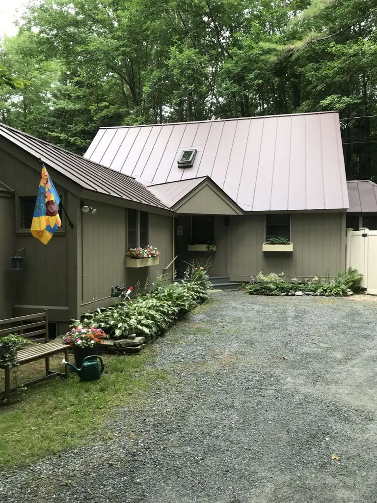 320 Jay Hill Road Hartford VT 05001