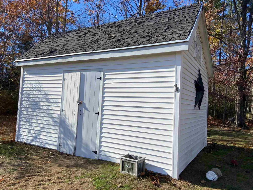 22 Juniper Street Rochester NH 03867