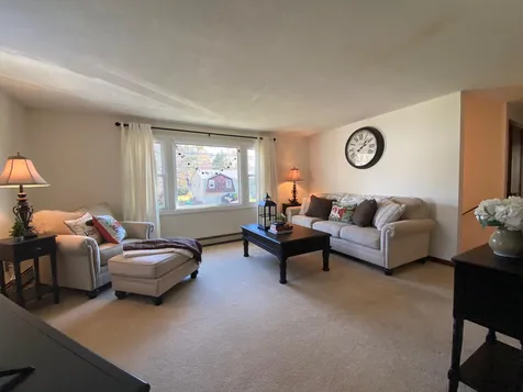 22 Juniper Street Rochester NH 03867