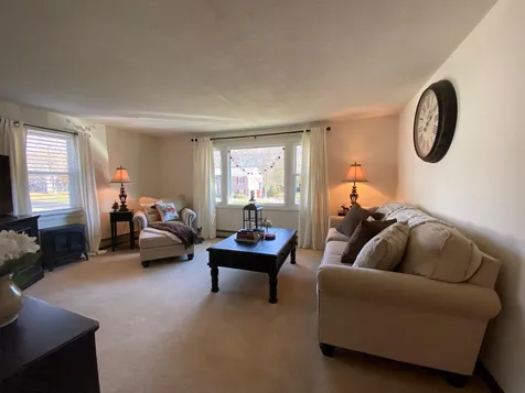 22 Juniper Street Rochester NH 03867