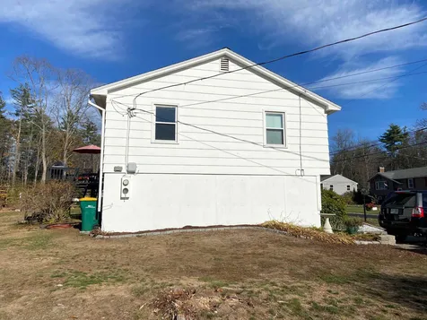 22 Juniper Street Rochester NH 03867