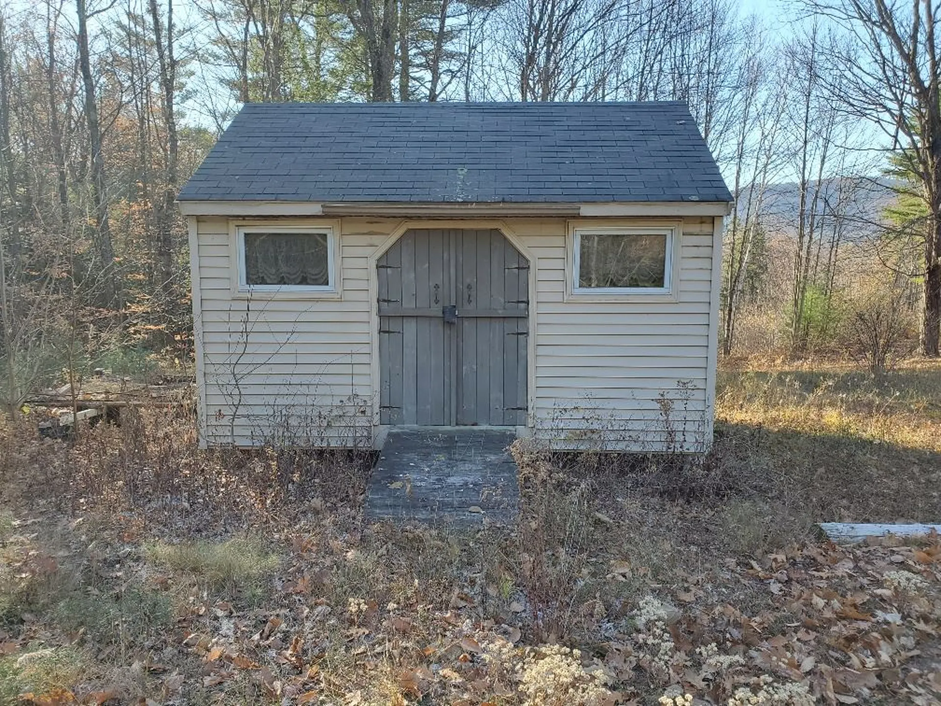 306 Huckleberry Road New Hampton NH 03256