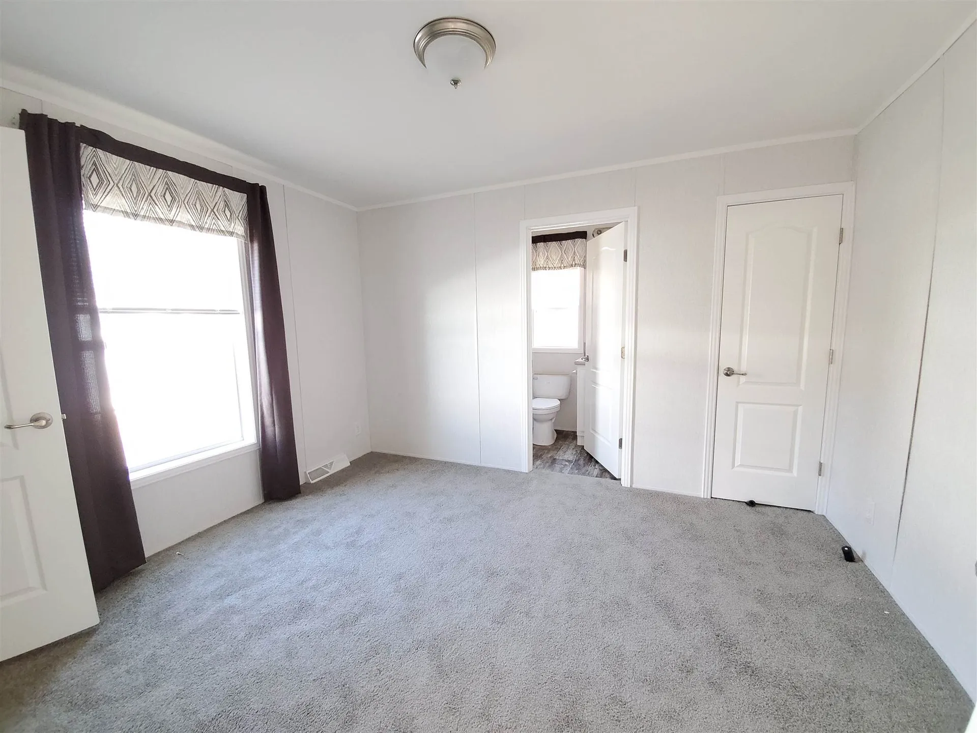 10 Goodwin Lane Canaan NH 03741