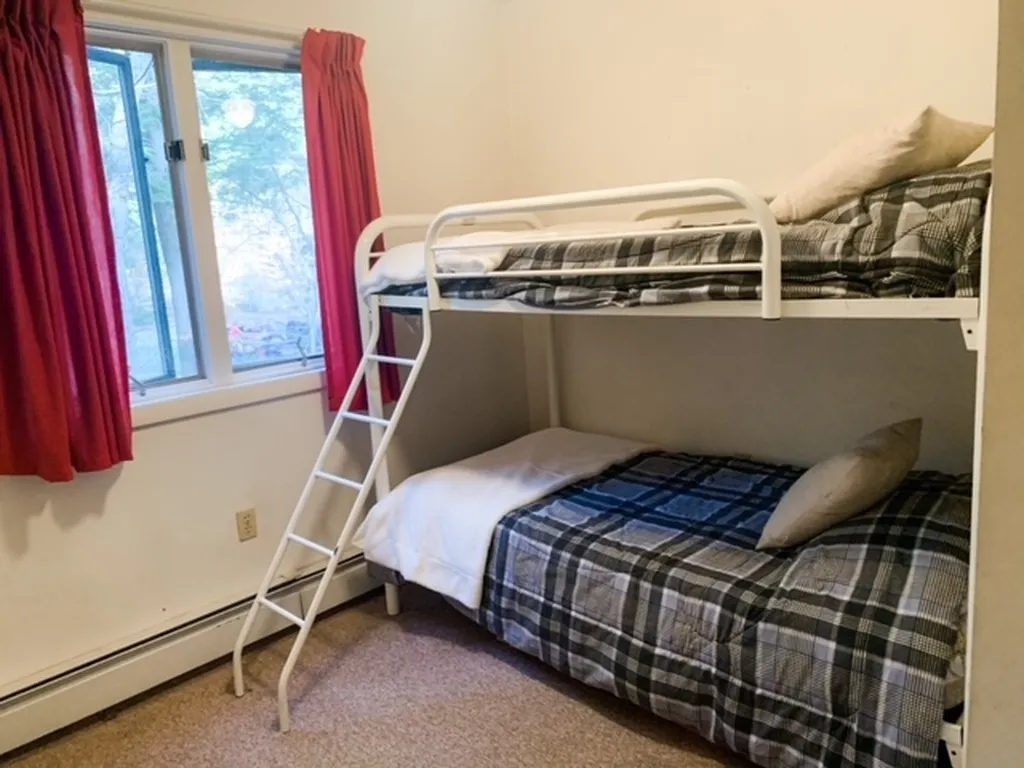 54 Tamworth Trail Barnstead NH 03225