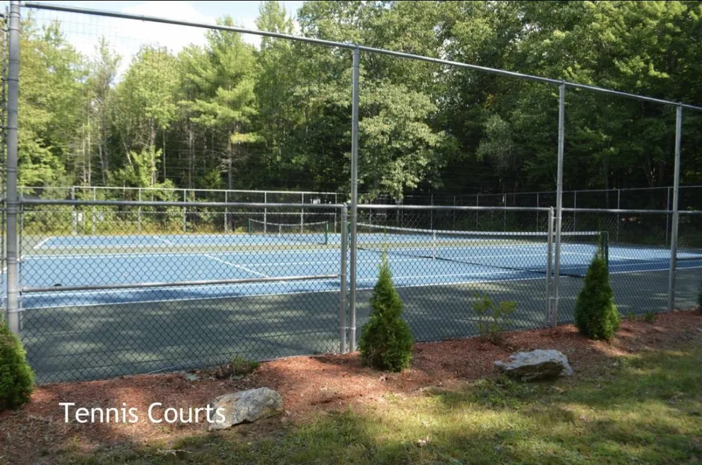 54 Tamworth Trail Barnstead NH 03225