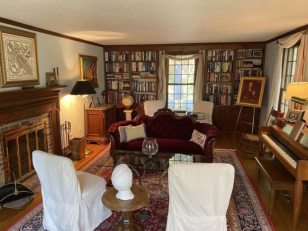 389 Pako Avenue Keene NH 03431