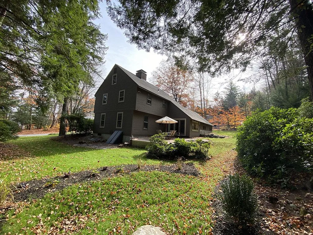 389 Pako Avenue Keene NH 03431