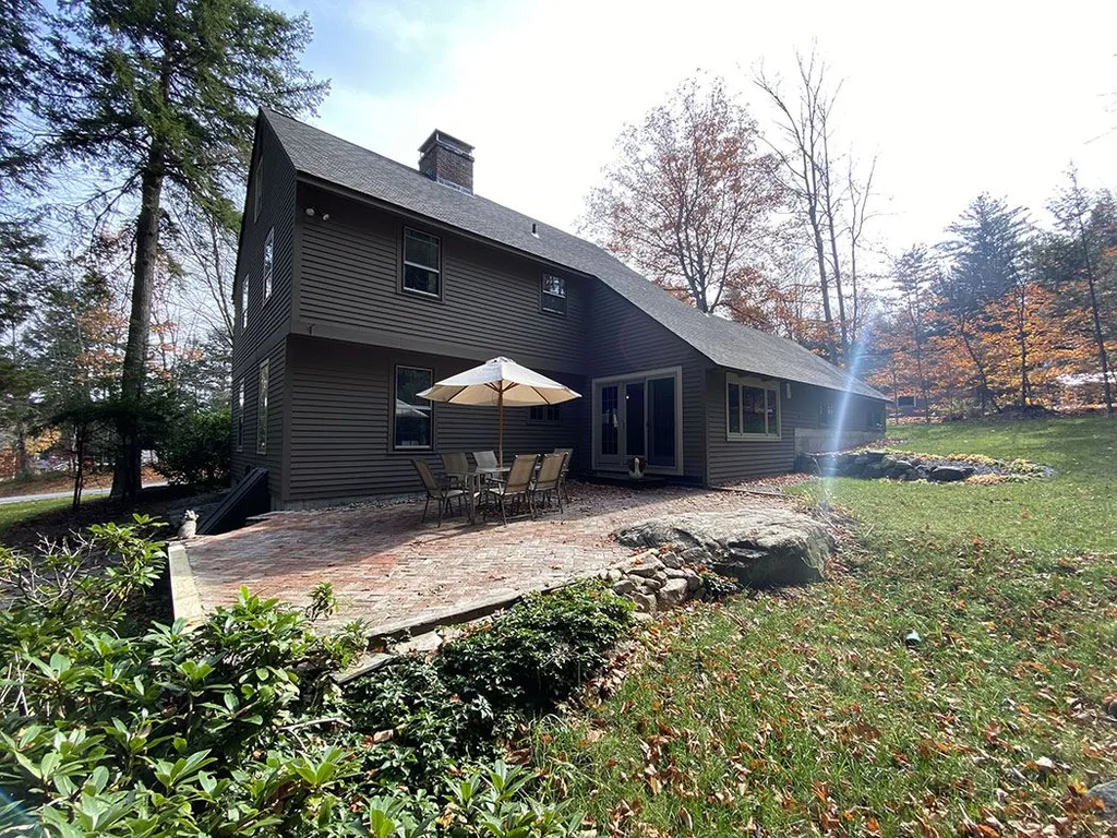 389 Pako Avenue Keene NH 03431
