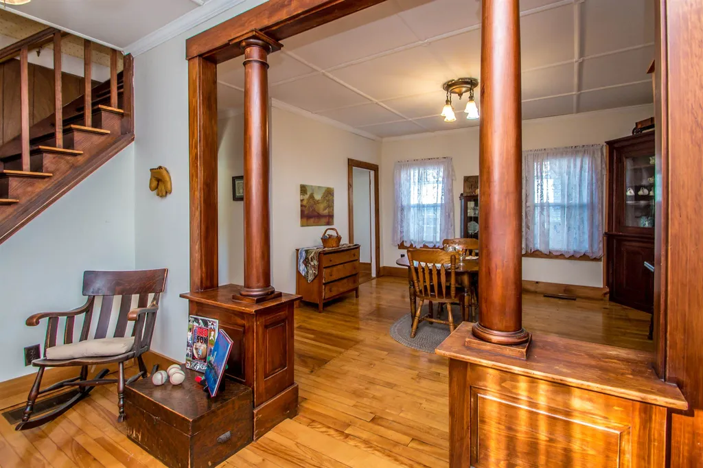 18 Williams Street Lancaster NH 03584