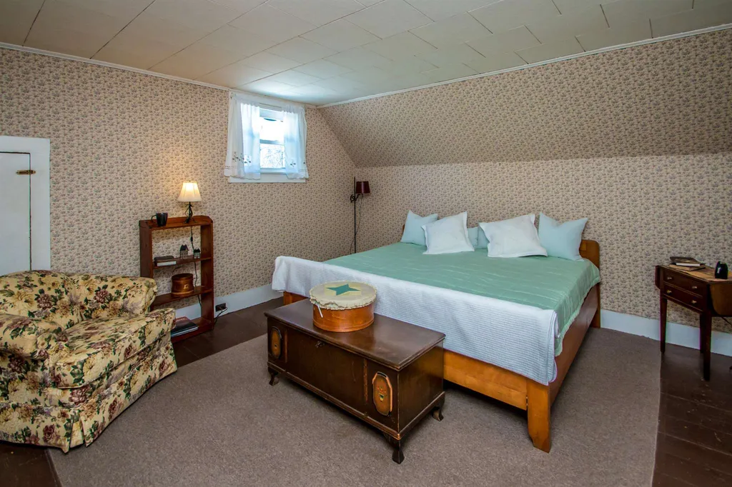 18 Williams Street Lancaster NH 03584