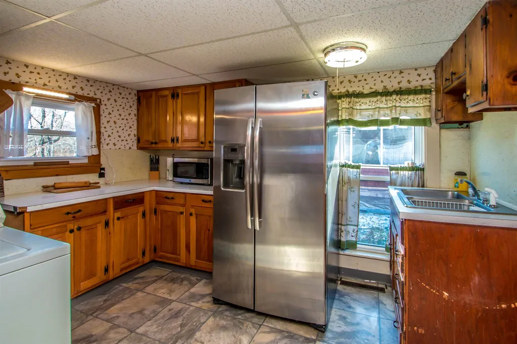 18 Williams Street Lancaster NH 03584