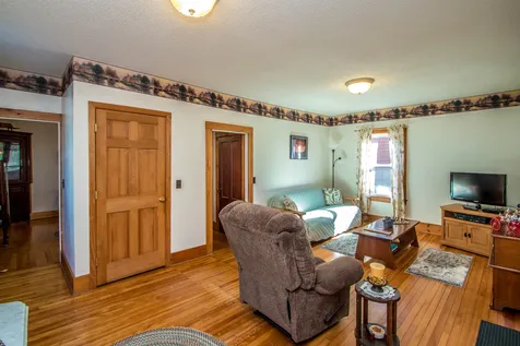 18 Williams Street Lancaster NH 03584