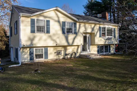 3 Anderson Lane Londonderry NH 03053