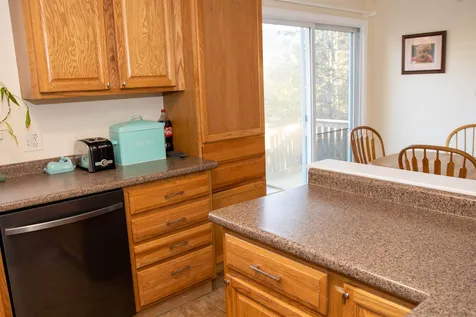 3 Anderson Lane Londonderry NH 03053