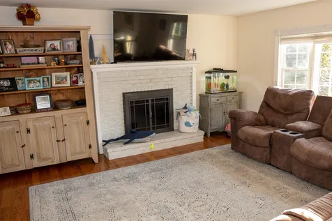 3 Anderson Lane Londonderry NH 03053