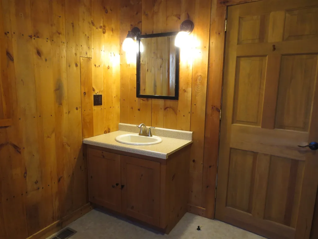 40 James Lane Haverhill NH 03765
