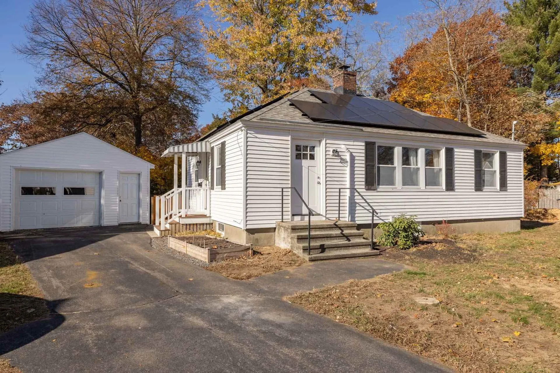 32 Hall Court Portsmouth NH 03801