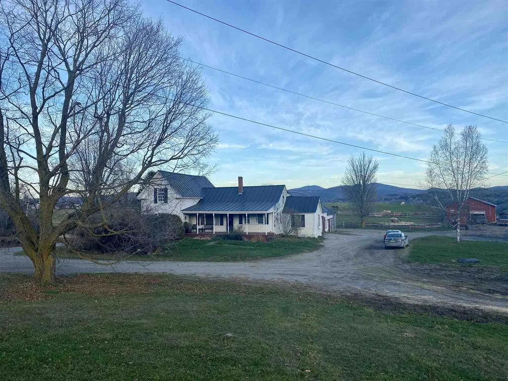 89 Lower Usle Road Barre Town VT 05641